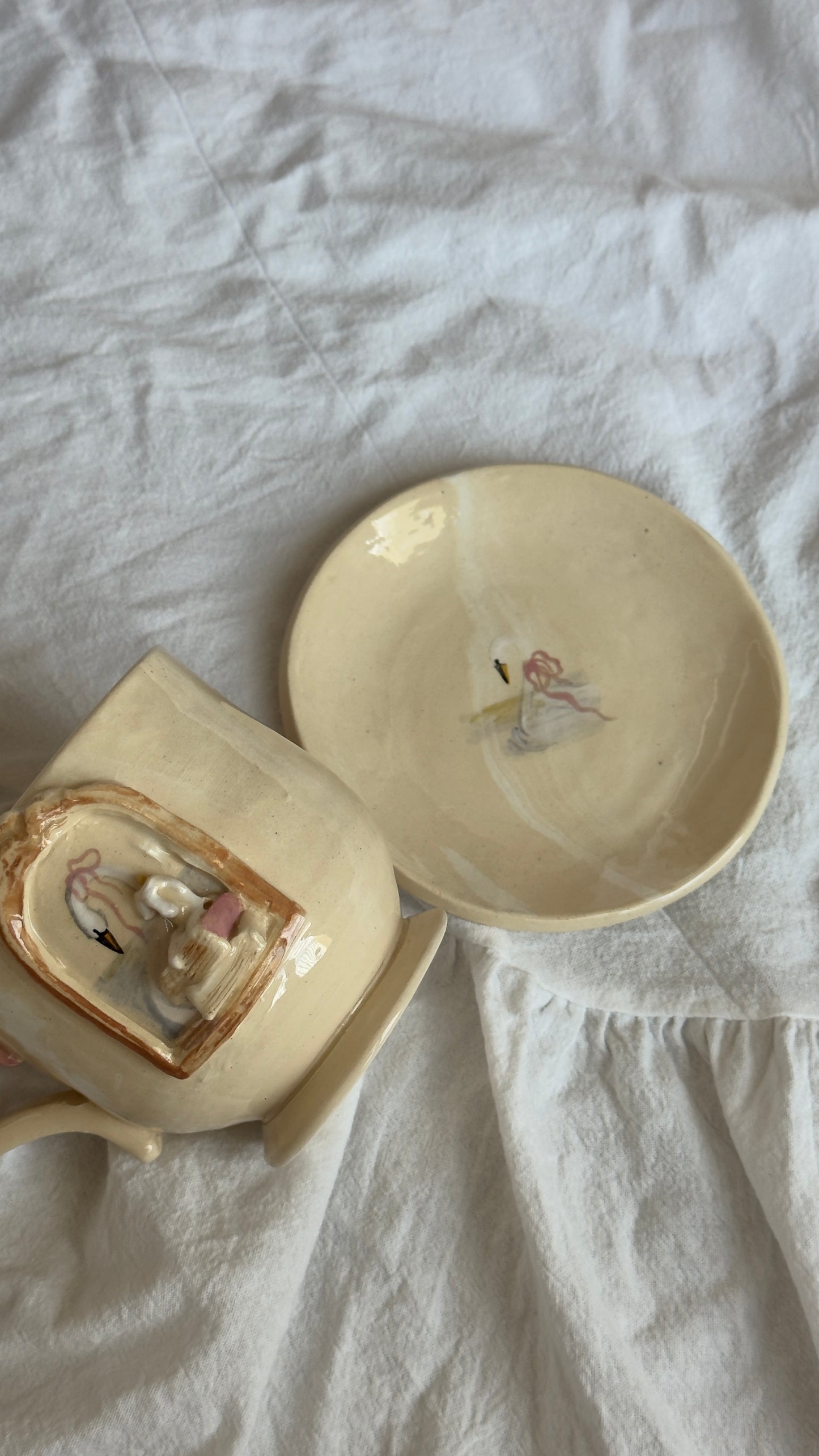 Swan cup set